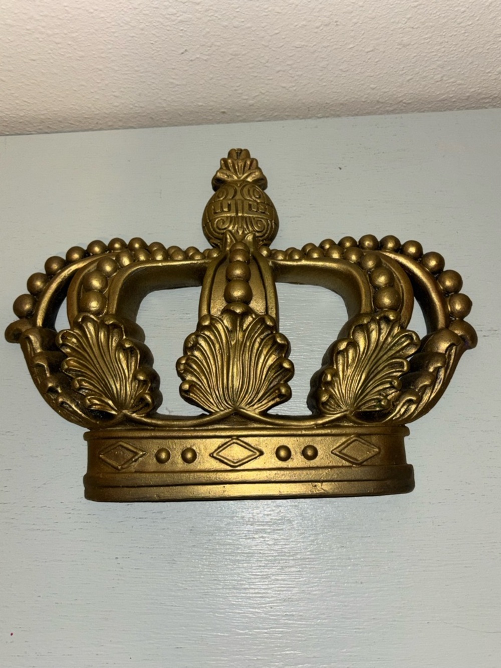 Decorative Resin Crown Wall Decor